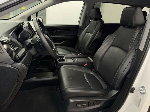 Used 2023 Honda Odyssey Touring image 15