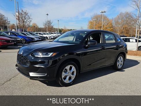 Certified 2025 Honda HR-V LX image 4