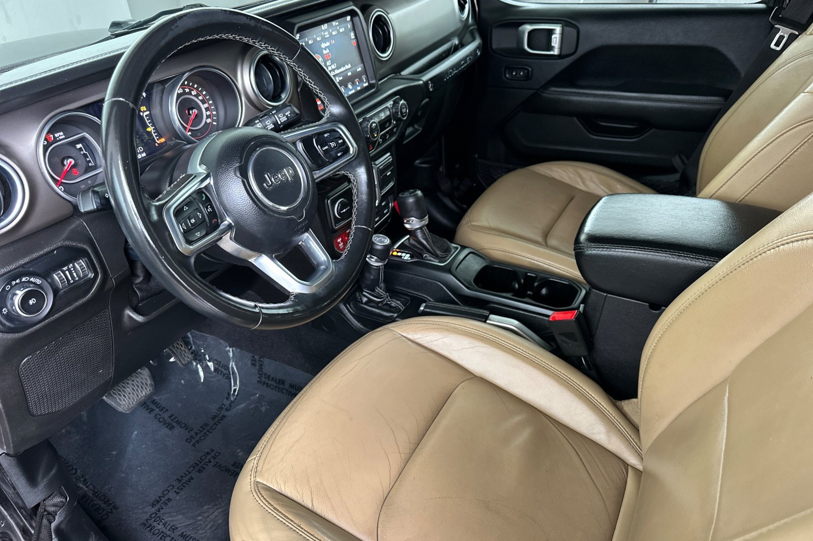Used 2018 Jeep Wrangler Unlimited Rubicon AWD/4WD image 10