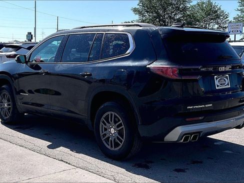 Used 2025 GMC Acadia Elevation AWD/4WD image 5