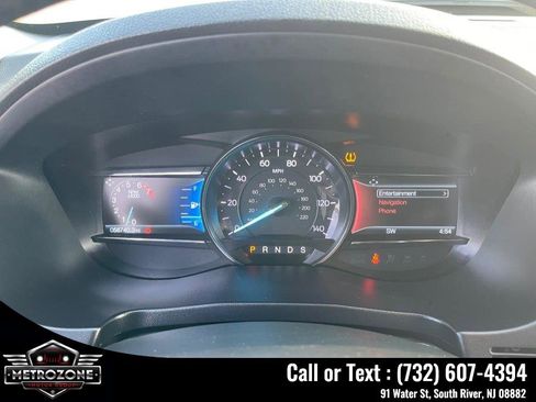 Used 2018 Ford Explorer XLT w/ Equipment Group 202A AWD/4WD image 33
