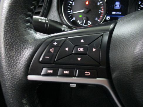 Used 2019 Nissan Rogue S w/ Special Edition Package image 18