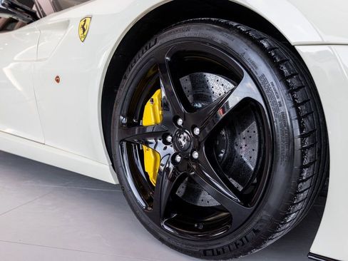 Used 2011 Ferrari 599 SA Aperta image 10