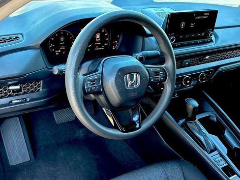 Used 2024 Honda Accord EX image 18