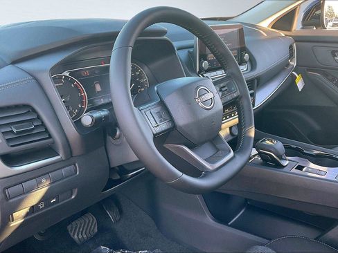 New 2026 Nissan Rogue SV FWD image 7
