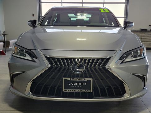 Certified 2025 Lexus ES 350 w/ Premium Package FWD image 7