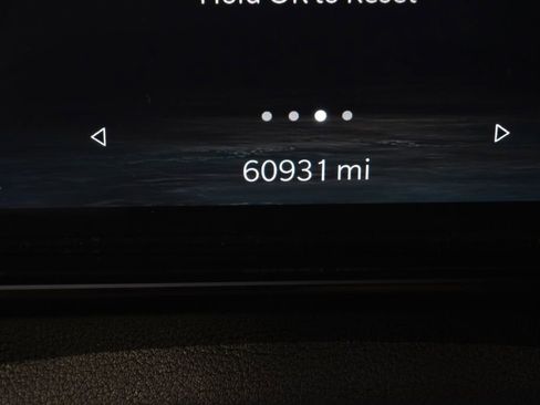 Used 2022 Jeep Grand Wagoneer Series III w/ HD Trailer Tow Package image 27