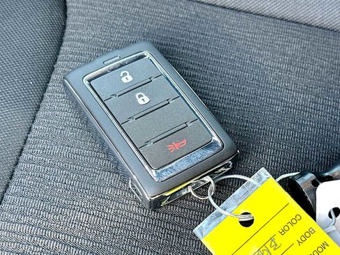 New 2026 Jeep Grand Cherokee L Laredo image 29