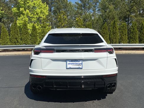 Used 2022 Lamborghini Urus image 95