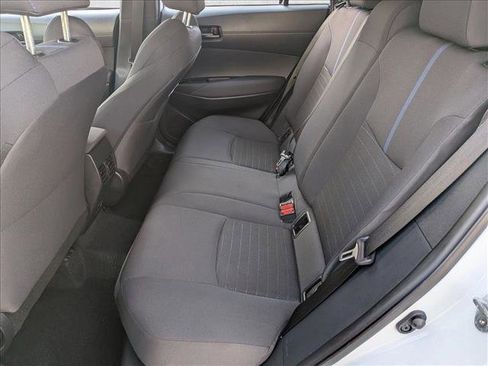 Used 2024 Toyota Corolla Cross SE image 18