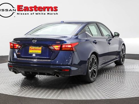 Used 2023 Nissan Altima 2.5 SR w/ SR Premium Package FWD image 5