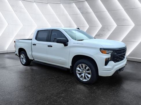 Used 2024 Chevrolet Silverado 1500 Custom image 7