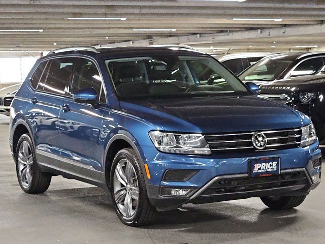 Used 2020 Volkswagen Tiguan SEL w/ Tiguan Three-Row MDO Package FWD image 3