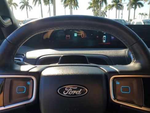 Certified 2025 Ford Expedition Platinum w/ Stealth Performance Package image 23