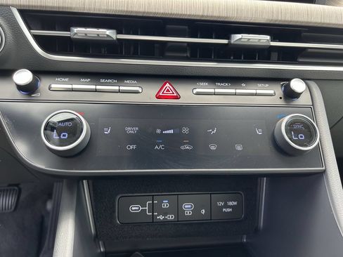 New 2026 Hyundai Sonata SEL FWD image 28