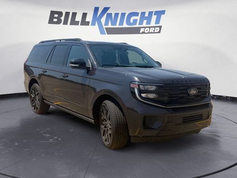 Used 2026 Ford Expedition Max Platinum w/ Stealth Performance Package AWD/4WD image 7