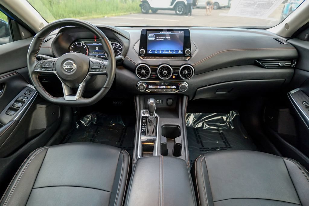 Used 2023 Nissan Sentra SR w/ SR Premium Package FWD image 38