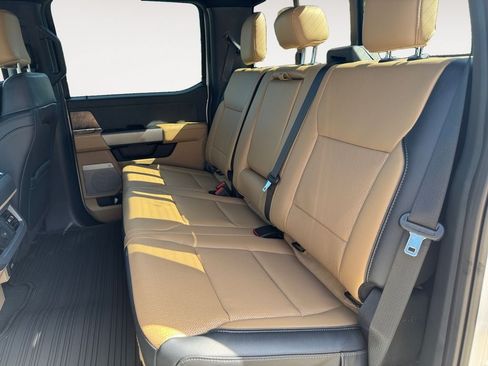 New 2025 Ford F250 Lariat w/ Lariat Ultimate Package AWD/4WD image 13