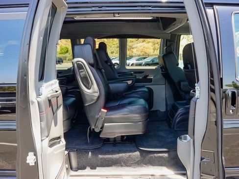 New 2026 GMC Savana 2500 Extended w/ Driver Convenience Package RWD image 10