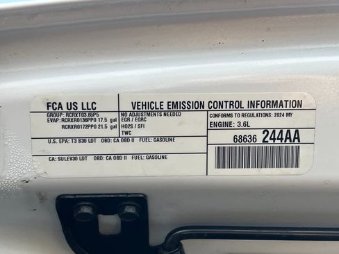 Used 2024 Jeep Wrangler Unlimited Rubicon image 28