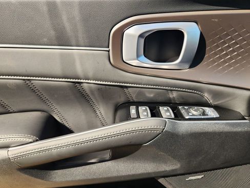 New 2026 Kia Sorento SX FWD image 16