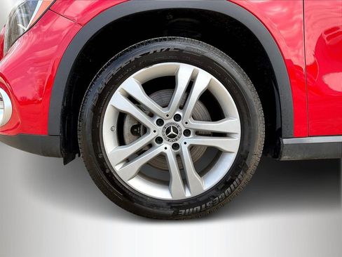 Used 2019 Mercedes-Benz GLA 250 4MATIC image 34