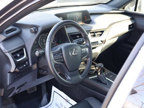 Used 2021 Lexus UX 250h w/ Accessory Package (Z1) image 6