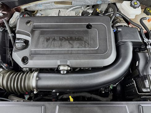 Used 2023 Buick Envision Avenir FWD image 38