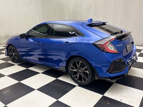 Used 2019 Honda Civic Sport Touring image 4