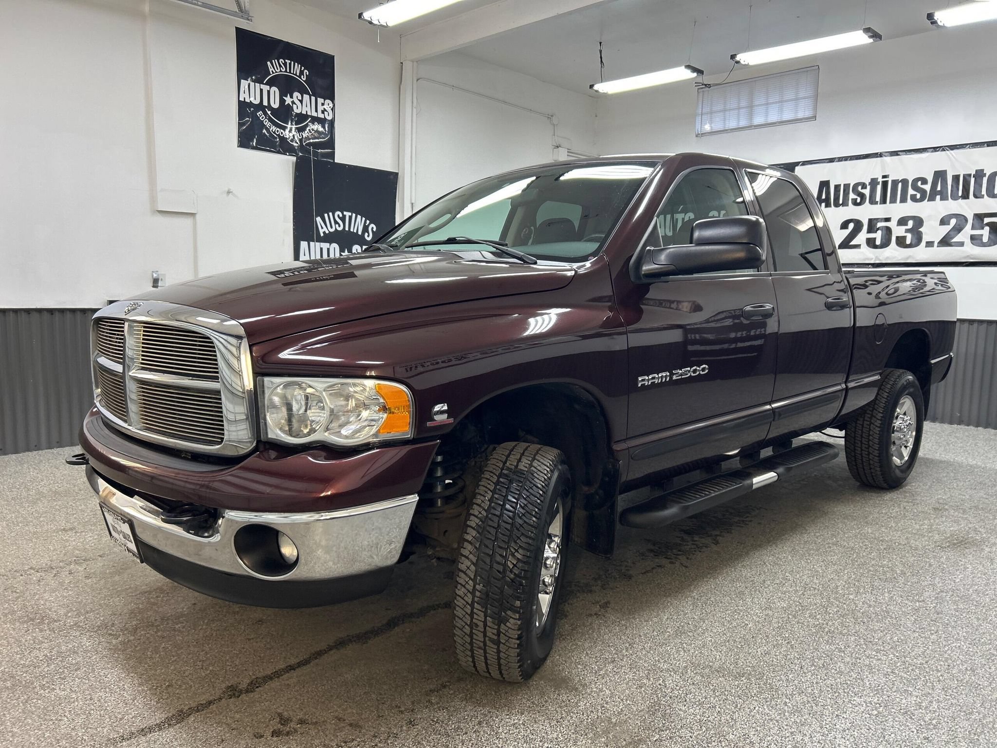 Used 2005 Dodge Ram 2500 Truck SLT w/ Quad Cab Big Horn Value Group AWD/4WD image 3