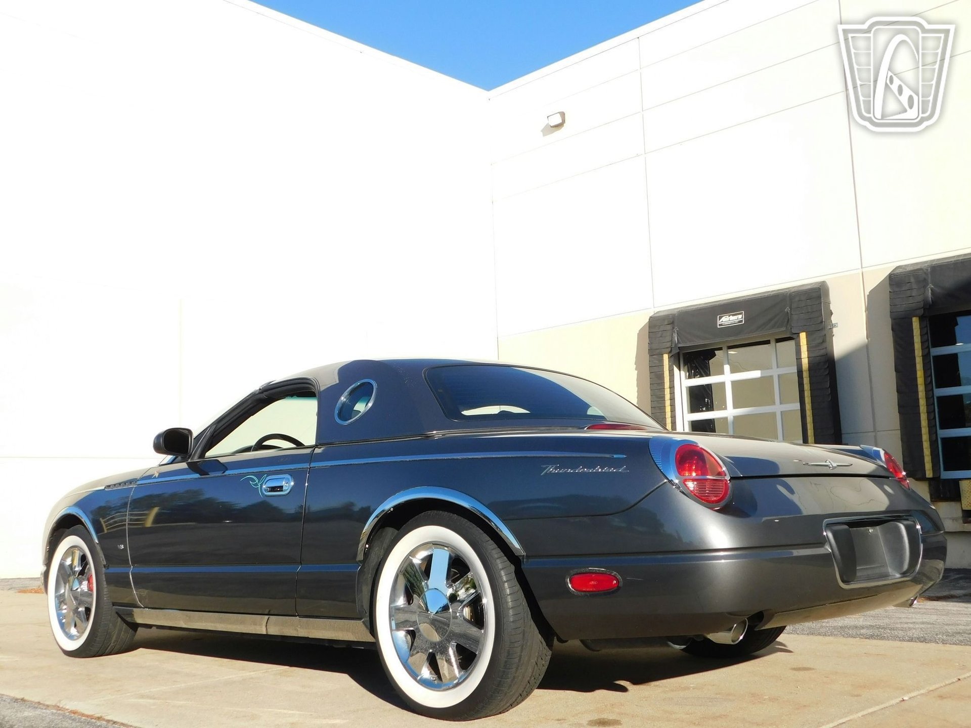 Used 2003 Ford Thunderbird RWD image 15