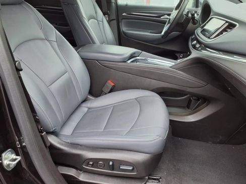 Used 2024 Buick Enclave Premium FWD image 18