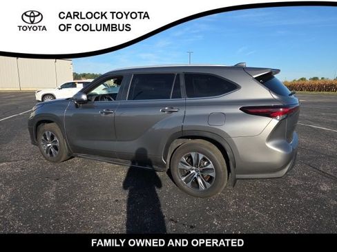 Used 2026 Toyota Highlander XLE AWD/4WD image 10