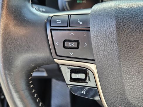 Used 2024 Toyota Crown XLE image 24