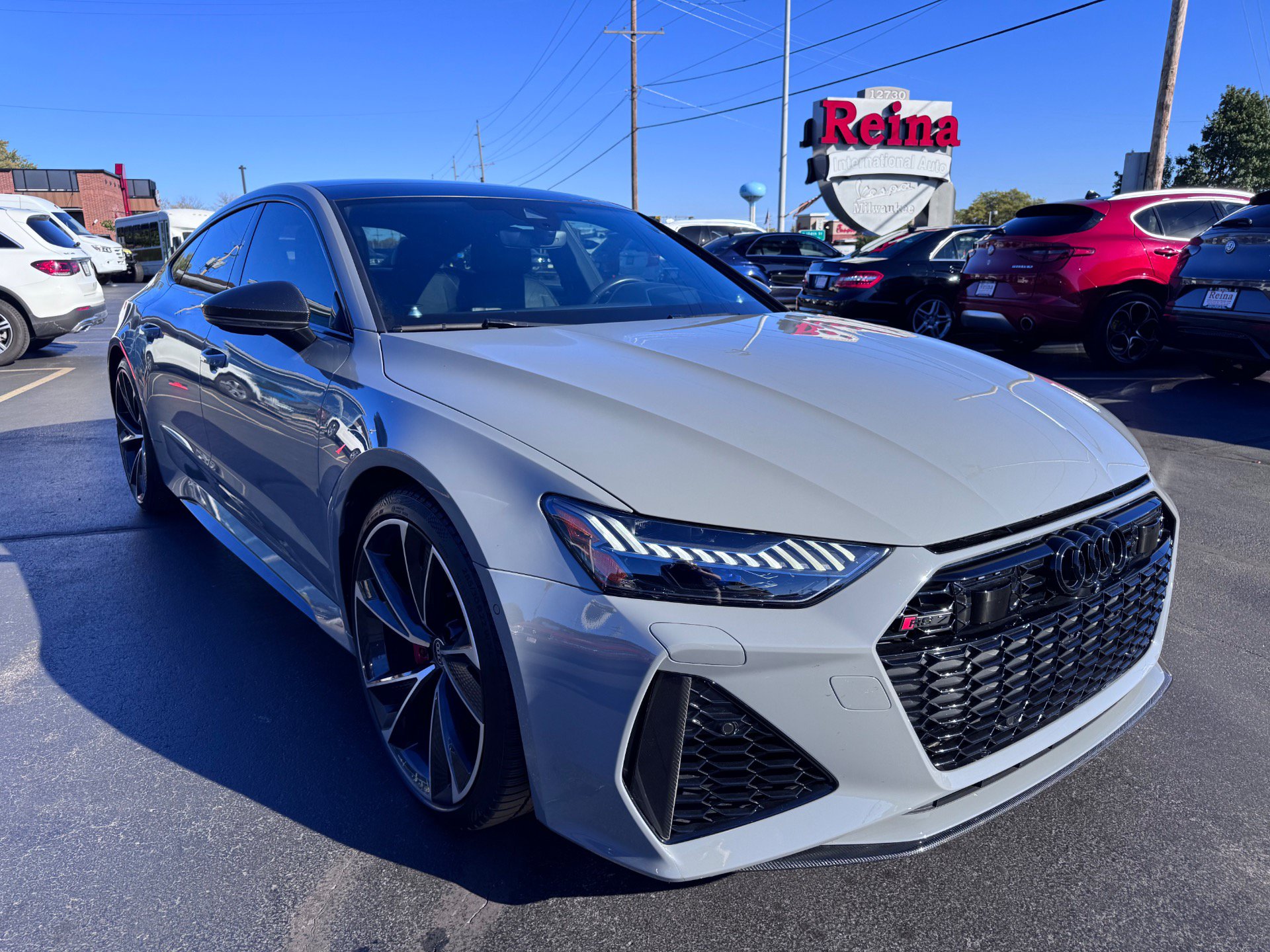 Used 2022 Audi RS 7 Sportback AWD/4WD image 38