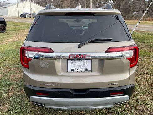 Used 2023 GMC Acadia SLE w/ Driver Convenience Package image 6