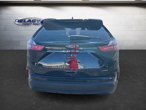 Used 2022 Ford Edge SE image 4