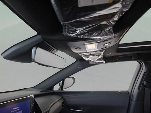 New 2026 Lexus UX 300h FWD image 15