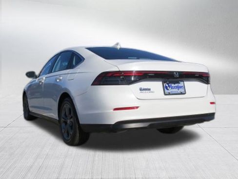 Used 2024 Honda Accord EX image 5
