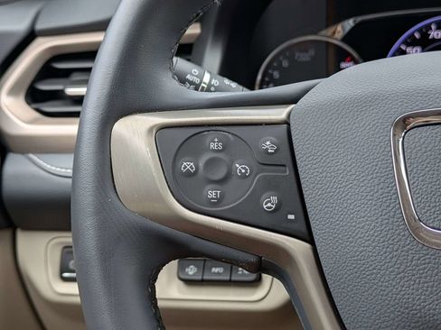 Used 2023 GMC Acadia Denali AWD/4WD image 25
