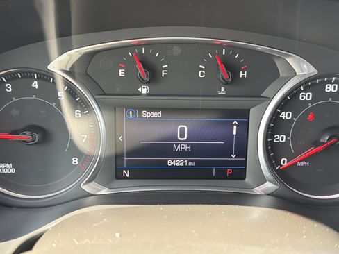 Used 2021 GMC Acadia SLE w/ Driver Convenience Package AWD/4WD image 17