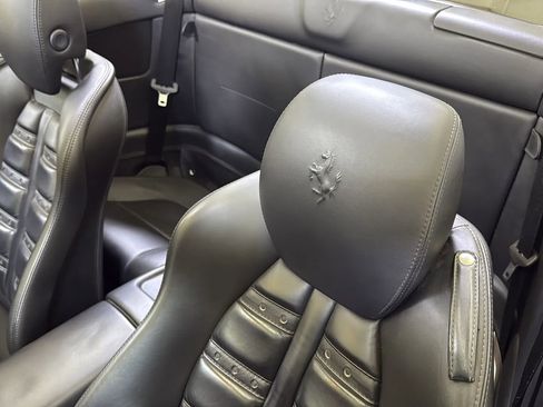 Used 2010 Ferrari California image 21