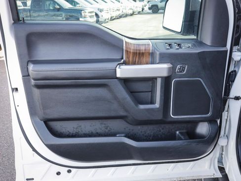 Used 2018 Ford F150 Lariat w/ Equipment Group 502A Luxury image 16