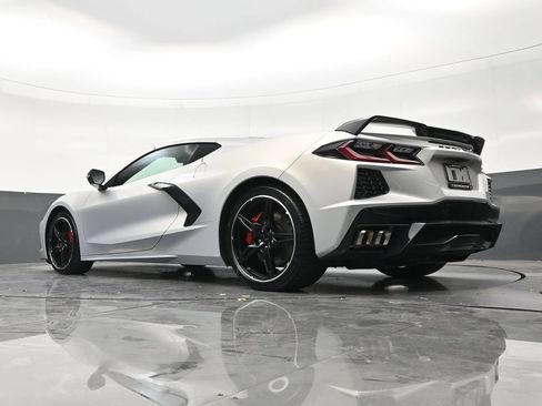 Used 2023 Chevrolet Corvette Stingray Coupe w/ Z51 Performance Package RWD image 22