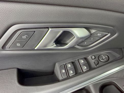 Certified 2026 BMW 330i xDrive Sedan AWD/4WD image 15