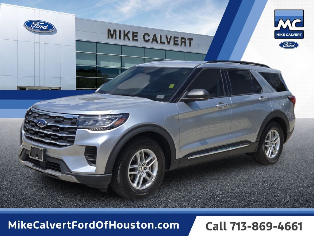 Certified 2025 Ford Explorer Active RWD image 7