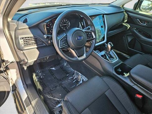 Certified 2025 Subaru Outback Premium image 10