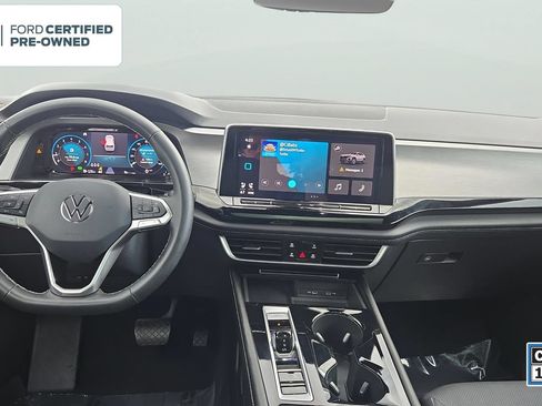 Used 2024 Volkswagen Atlas Cross Sport SE AWD/4WD image 9