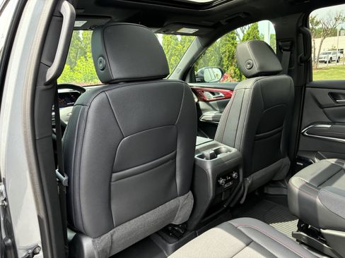 New 2026 Chevrolet Traverse Z71 w/ Enhanced Driving Package AWD/4WD image 16
