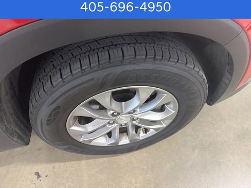 Used 2020 Hyundai Santa Fe SE w/ Cargo Package image 10